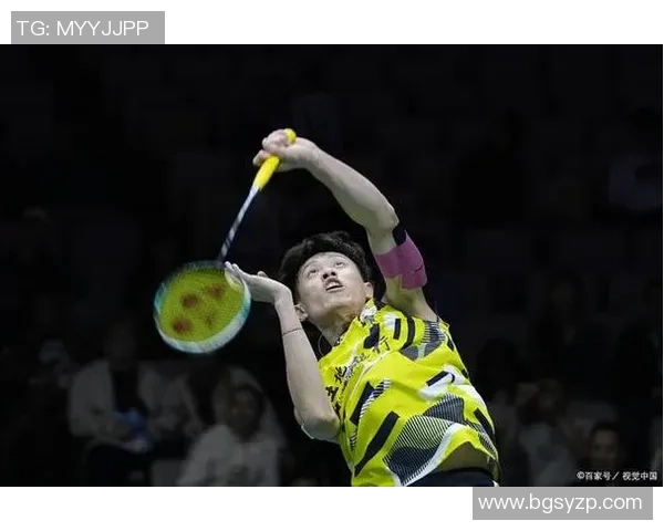 羽毛球新手必看：全面入门技巧与实用配合指南